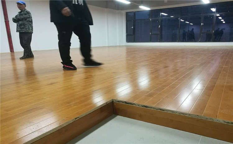 學(xué)校體育館木地板規(guī)格