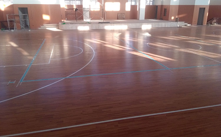 私人籃球場地板厚度
