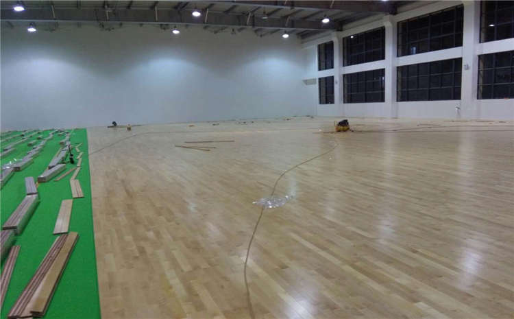 福州企口運(yùn)動(dòng)木地板代理商