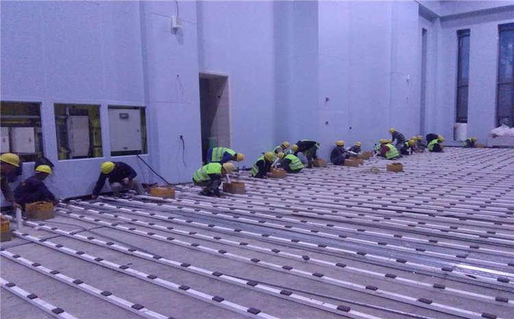 幼兒園教室鋪地板，選擇很重要