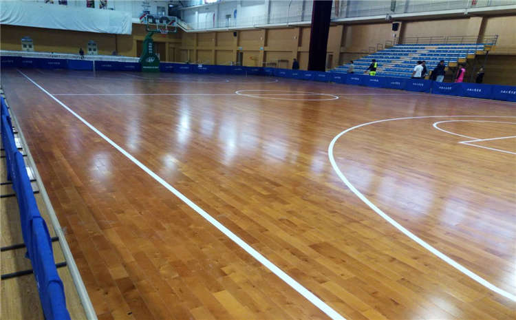 24厚羽毛球館木地板結構