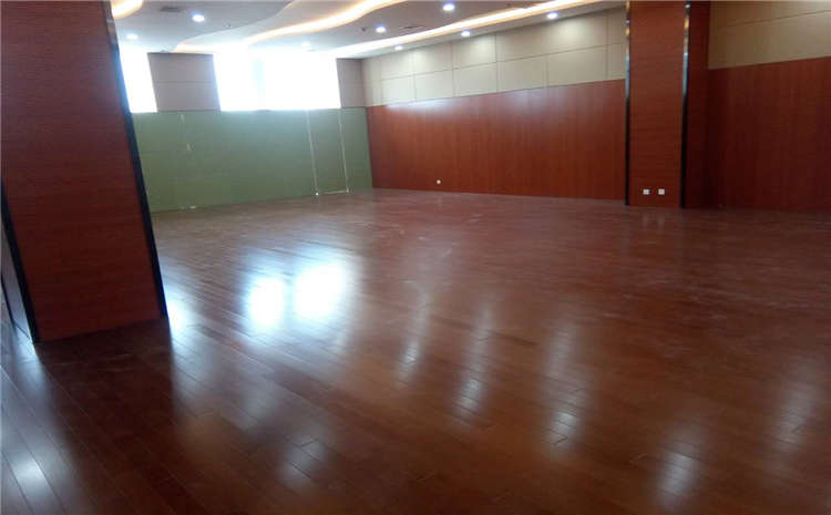 哈爾濱柞木運動木地板批發