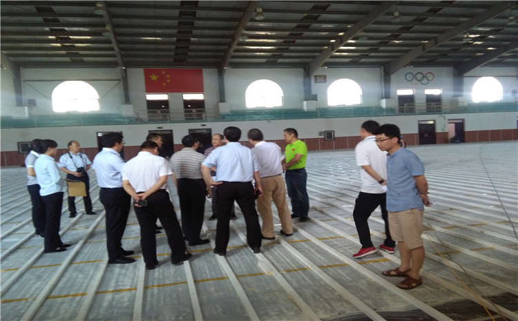 運(yùn)動木地板采購這么想你就錯啦!