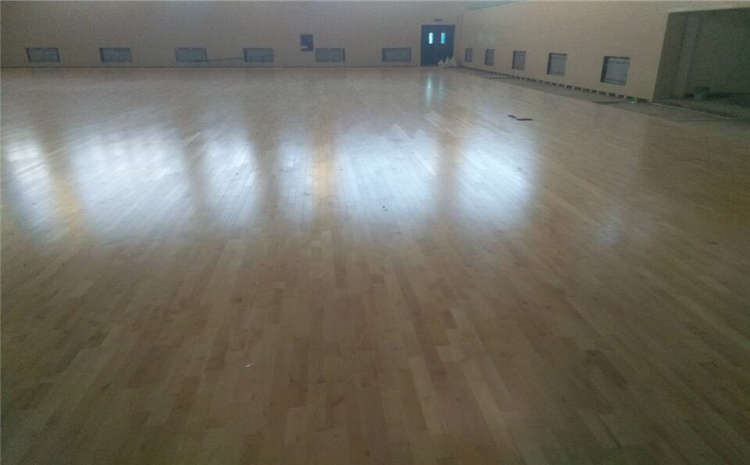 體育木地板伸縮縫應該注意什么？