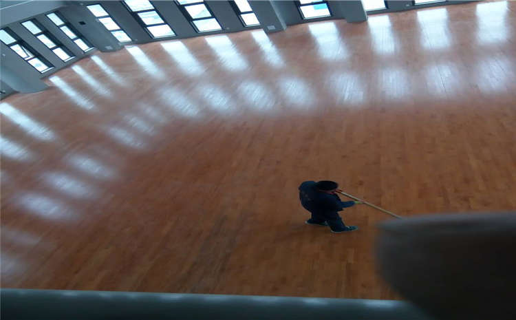 拼接板體育木地板廠家哪家好?