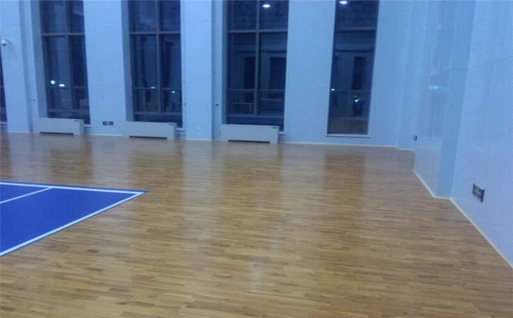 如何保證運動木地板專業質量?