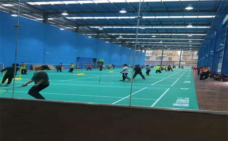 硬木企口排球館木地板怎么保養？