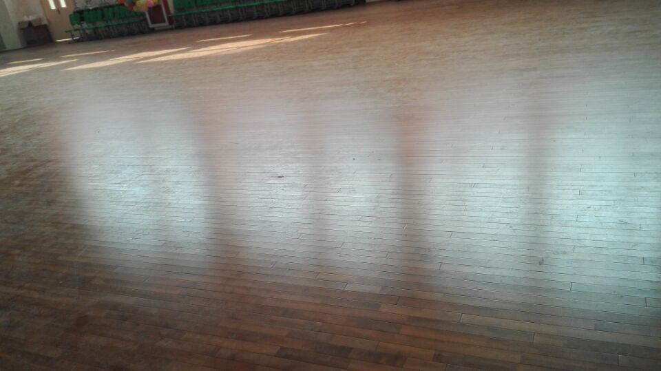北京八中京西附小籃球館木地板鋪設工程 北京八中京西附小籃球館木地板鋪設工程