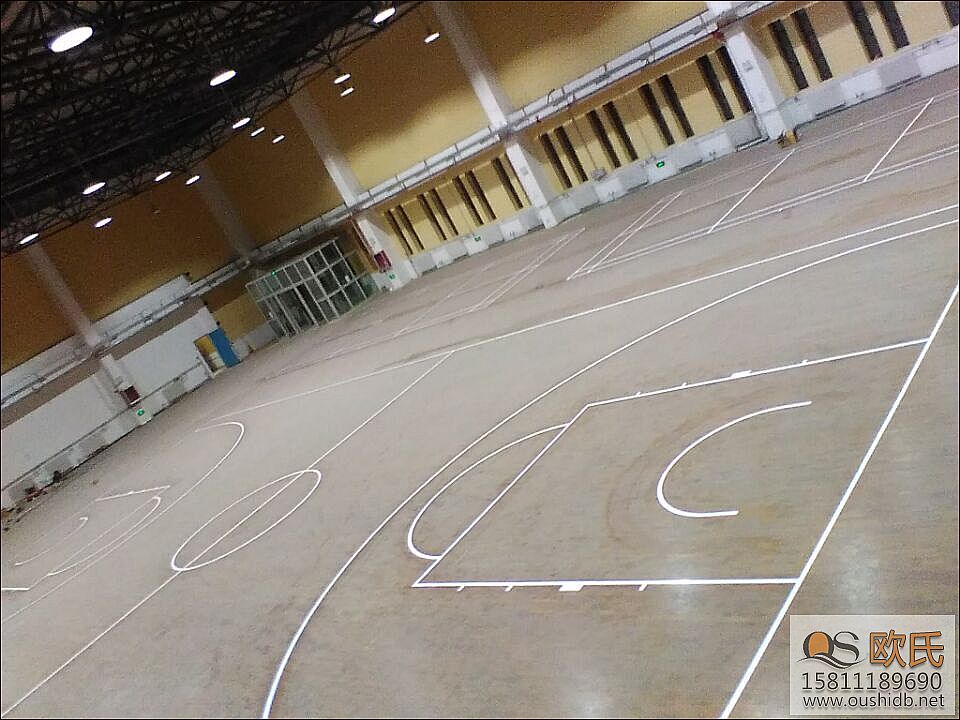 哈密電廠職工活動中心運動木地板案例 哈密電廠職工活動中心運動木地板案例