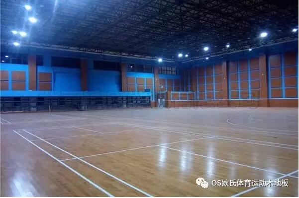 福建福卅市天潭師范附中運動木地板成功案例圖2 福建福卅市天潭師范附中運動木地板成功案例圖2