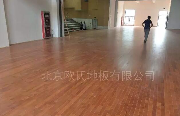 南京師范大學(xué)中北學(xué)院丹陽項目舞臺木地板案例-3 南京師范大學(xué)中北學(xué)院丹陽項目舞臺木地板案例-3