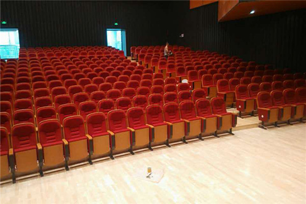 湖南運動木地板案例:湖南婁底文化館舞臺木地板案例 湖南運動木地板案例:湖南婁底文化館舞臺木地板案例