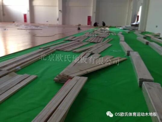 成都賴家店中學體育館木地板案例 成都賴家店中學體育館木地板案例