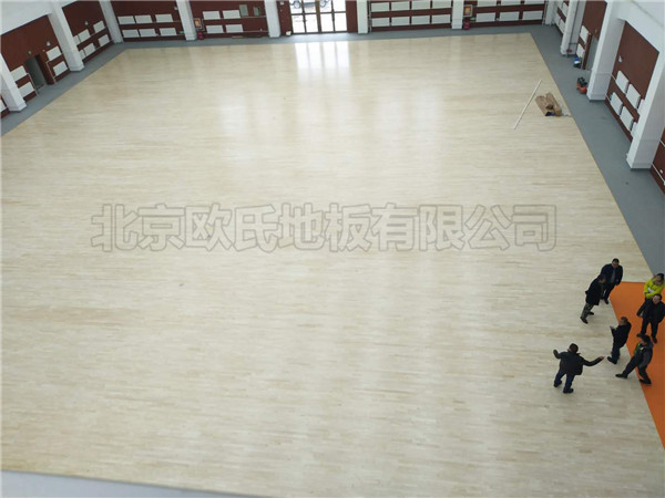新疆伊犁體校籃球館地板案例 新疆伊犁體校籃球館地板案例