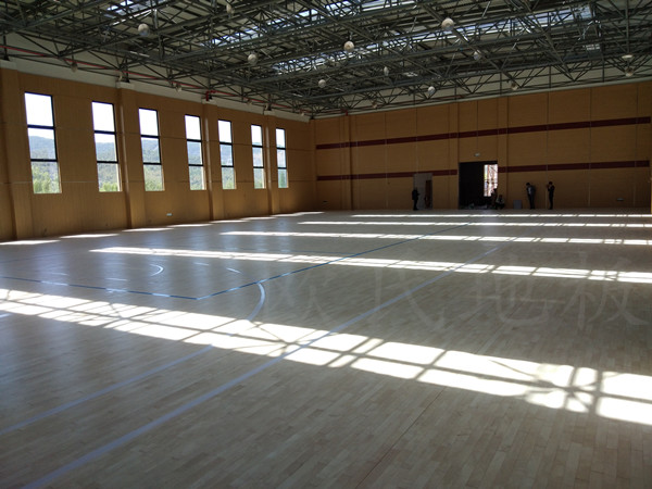 浙江德清縣三合中心學校體藝館木地板案例 浙江德清縣三合中心學校體藝館木地板案例