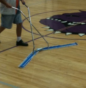 干貨！體育館地板清潔寶典！