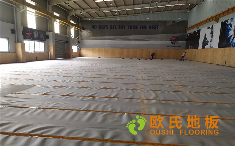 江蘇昆山市博瑞祥汽車公司籃球館木地板案例