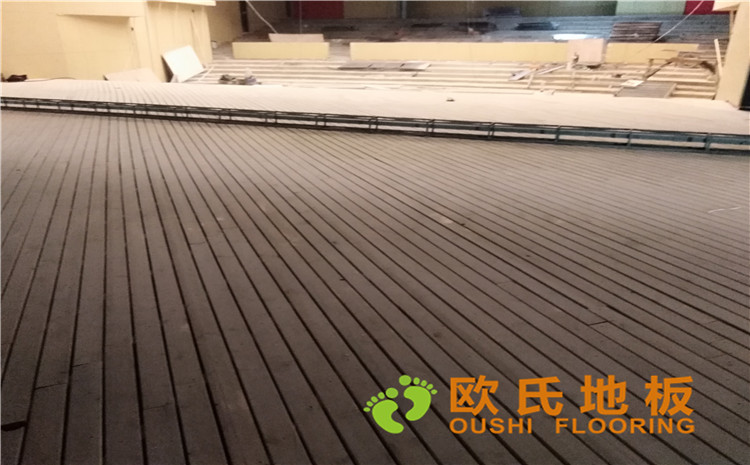 河北廊坊益田同文學(xué)校舞臺木地板-歐氏運動木地板